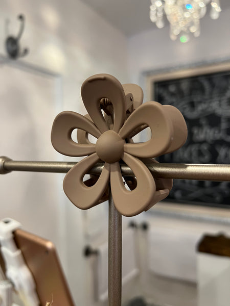 Cutout Flower Hair Clips