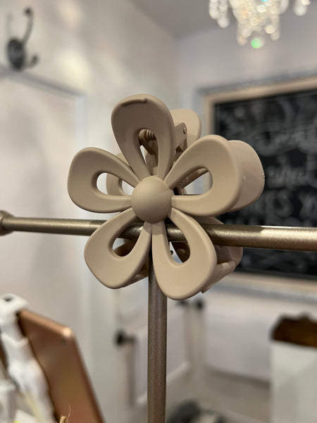 Cutout Flower Hair Clips
